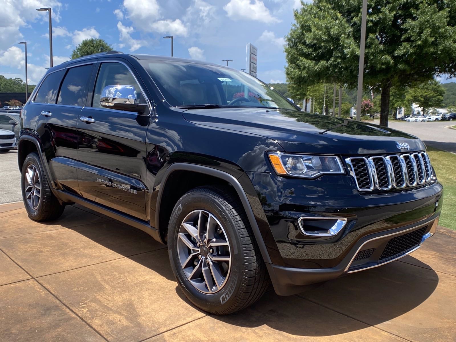 New 2020 Jeep Grand Cherokee Limited Sport Utility in